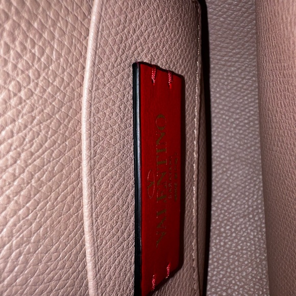 VLOGO SIGNATURE CALFSKIN HOBO MINI BAG WITH JEWEL LOGO - Picture 4 of 12